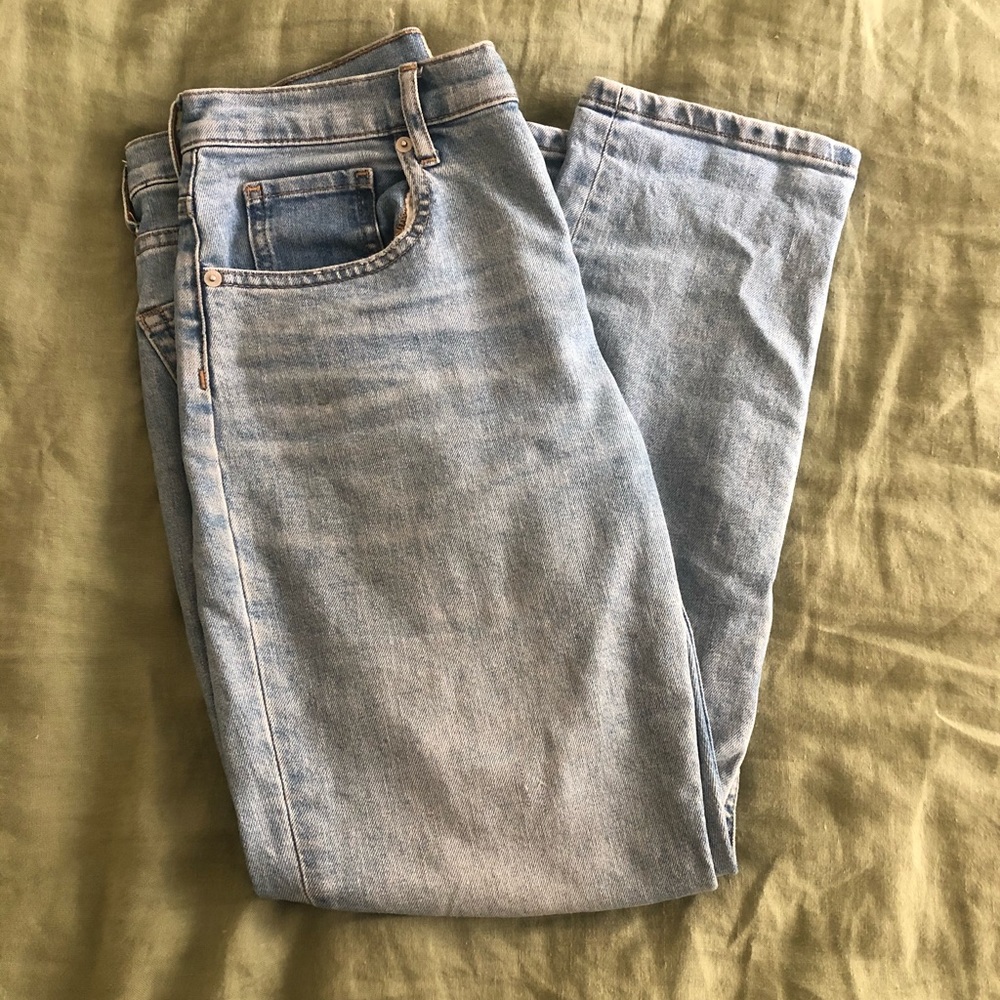 Everlane Cheeky Straight Jean